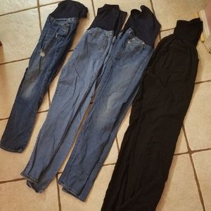 4 pairs of maternity jeans